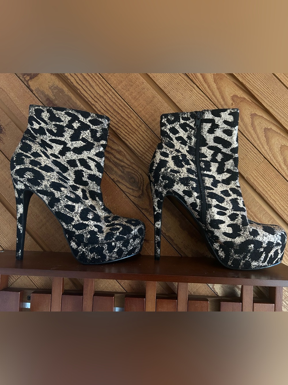 Shoe Dazzle Leopard-Print Platform Ankle Boots - Black & Cream